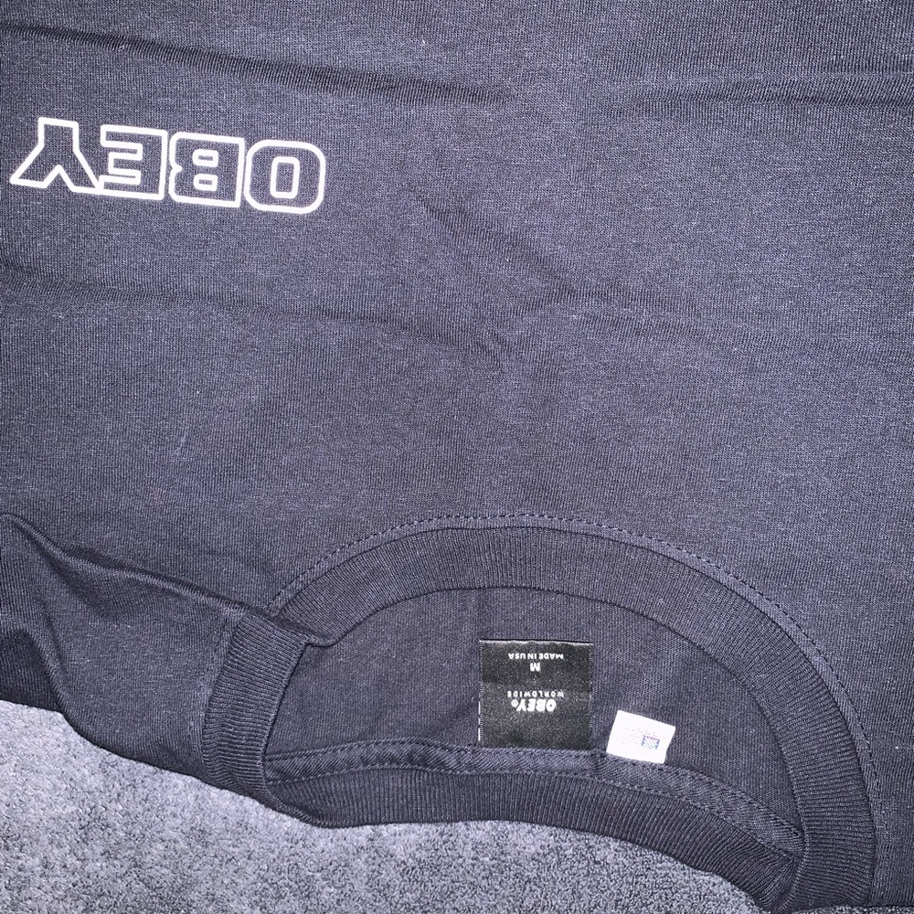 Obey t shirt